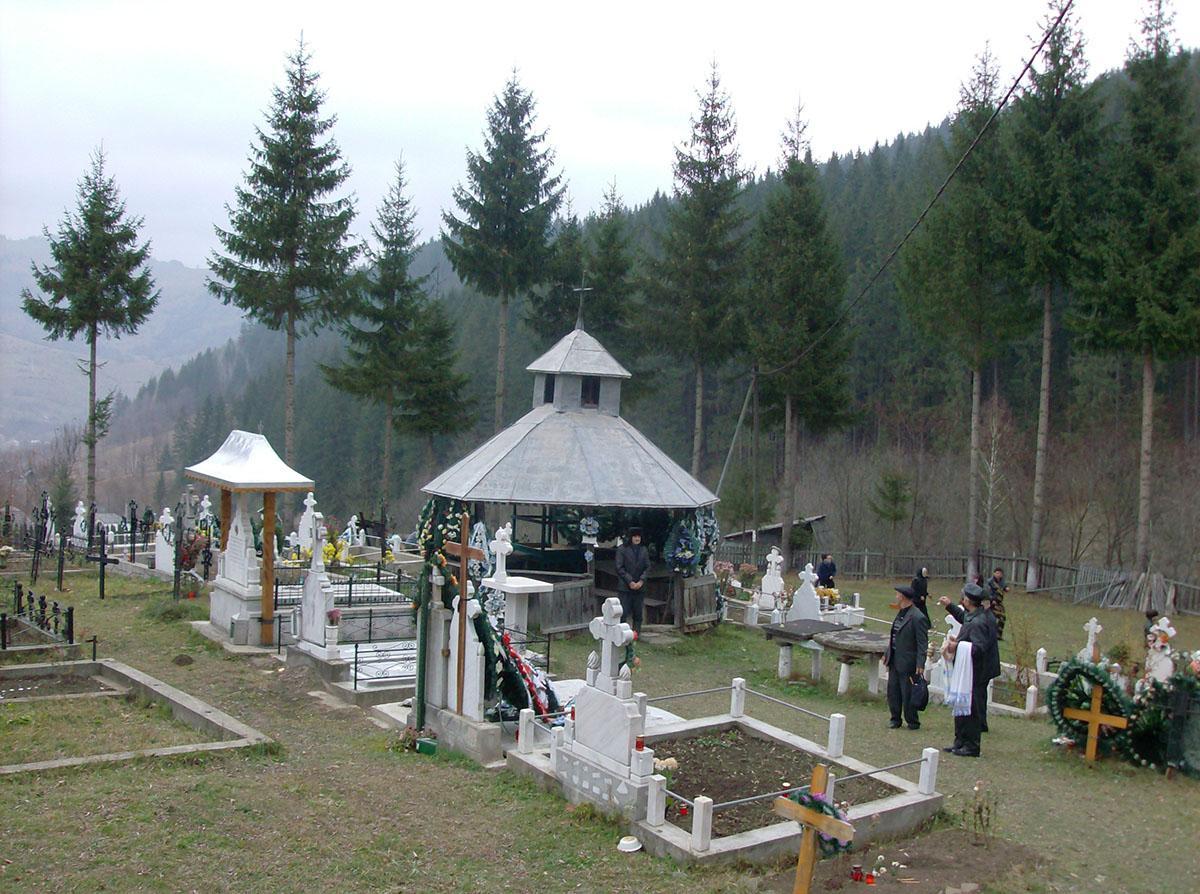 Clopotinița cimitirului